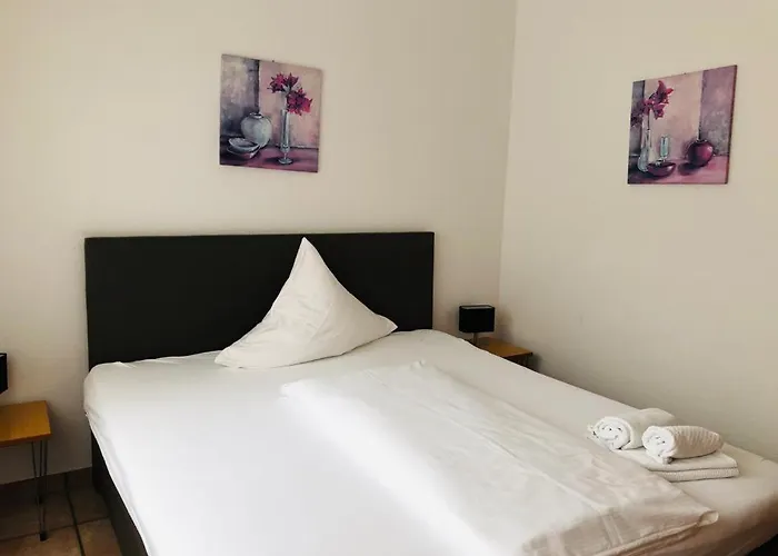 Im Bruehler Hof 2* Brühl