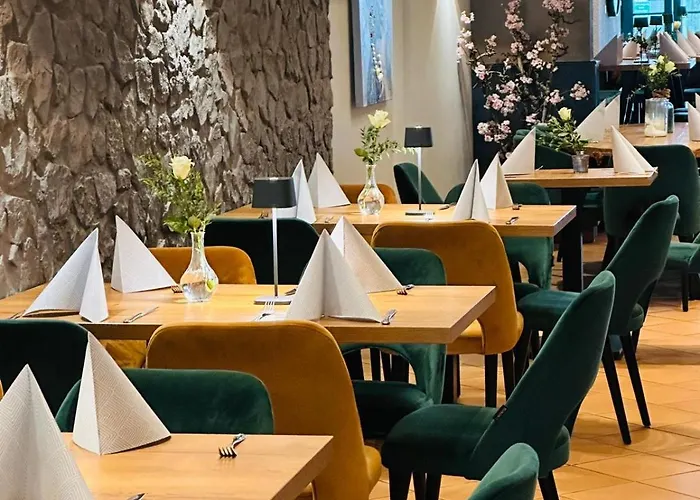 Im Bruehler Hof 2* Brühl